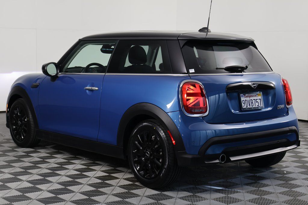 Thumbnail: 2023 MINI Cooper - 8