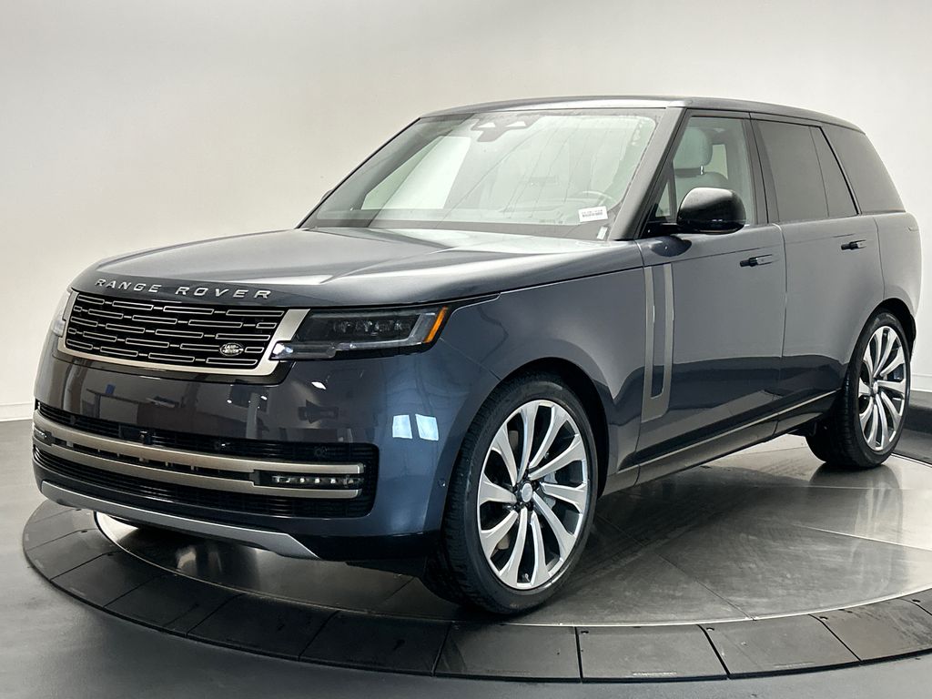 2025 Land Rover Range Rover SE -
                Darien, CT