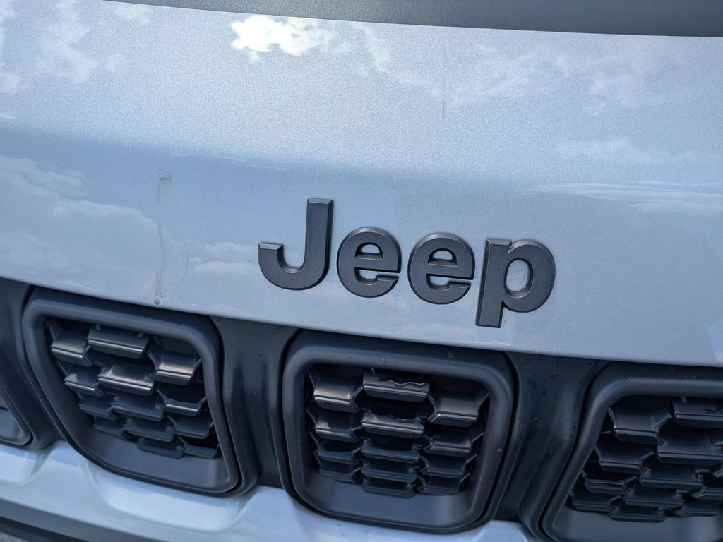 2025 Jeep Compass Trailhawk - Photo 9