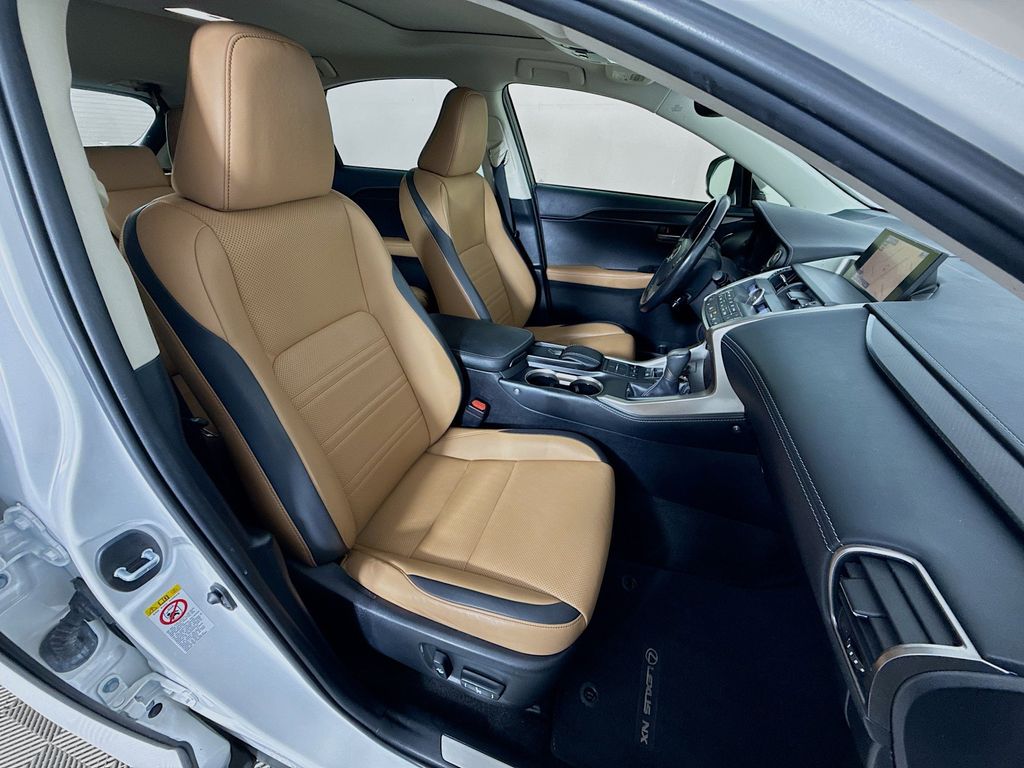 Thumbnail: 2015 Lexus NX - 30