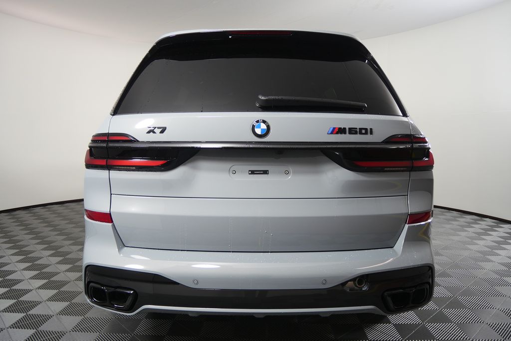 Thumbnail: 2026 BMW X7 - 4