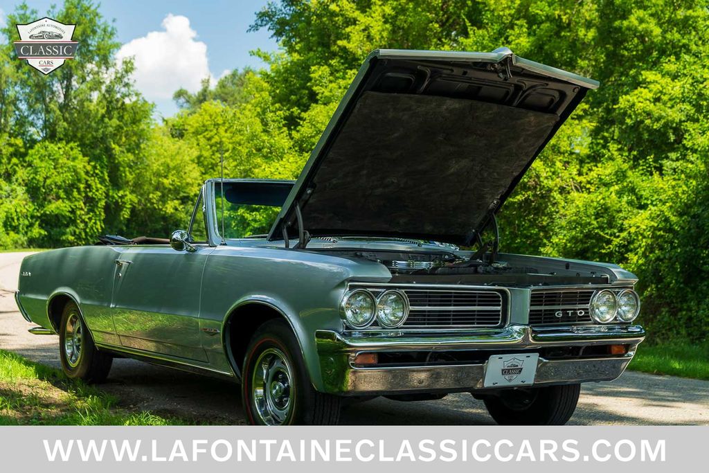 1964 Pontiac GTO 186