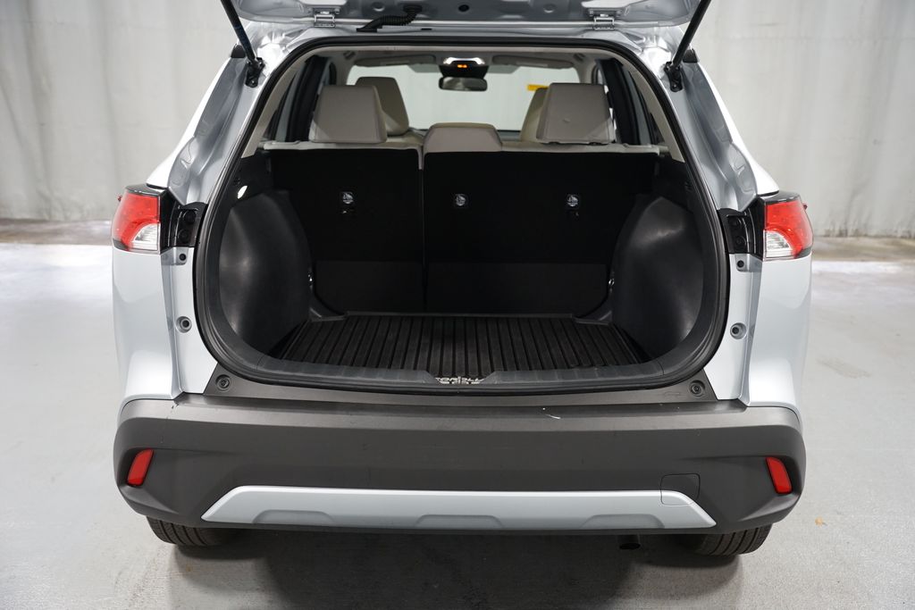 Thumbnail: 2024 Toyota Corolla Cross - 31