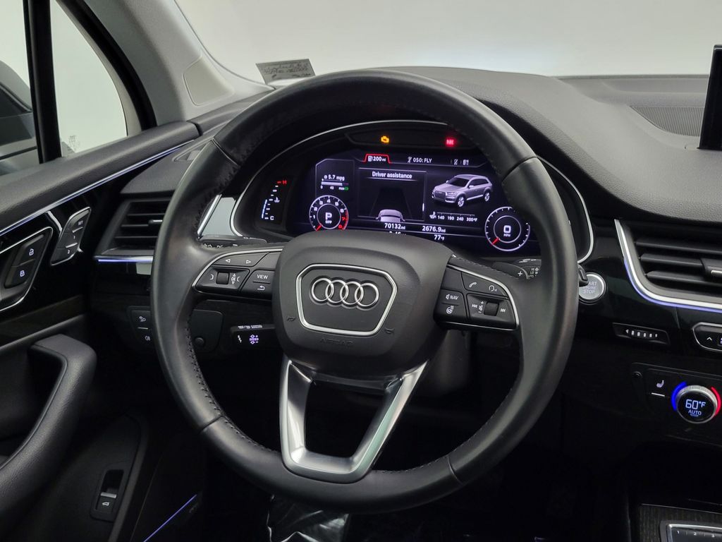 Thumbnail: 2019 Audi Q7 - 19