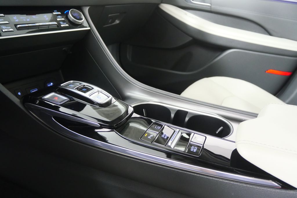 Thumbnail: 2023 Hyundai Sonata - 25