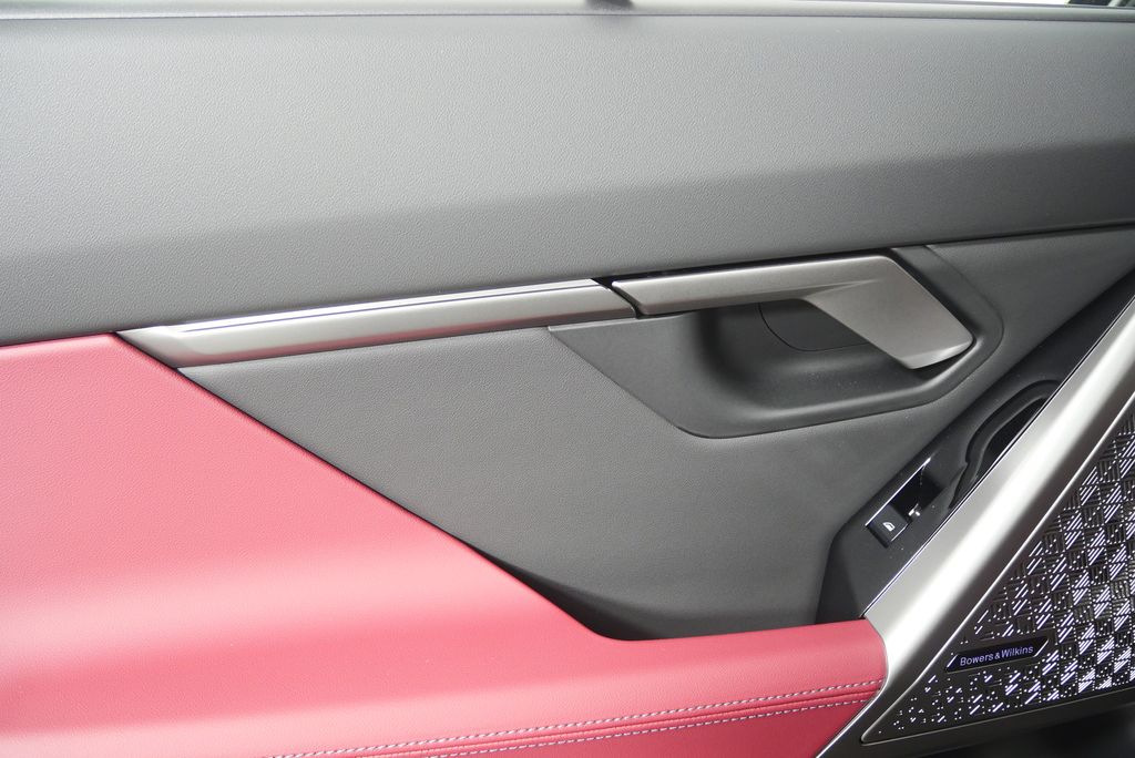 Thumbnail: 2026 BMW 5 Series - 14