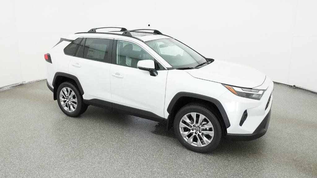 Thumbnail: 2025 Toyota RAV4 - 28