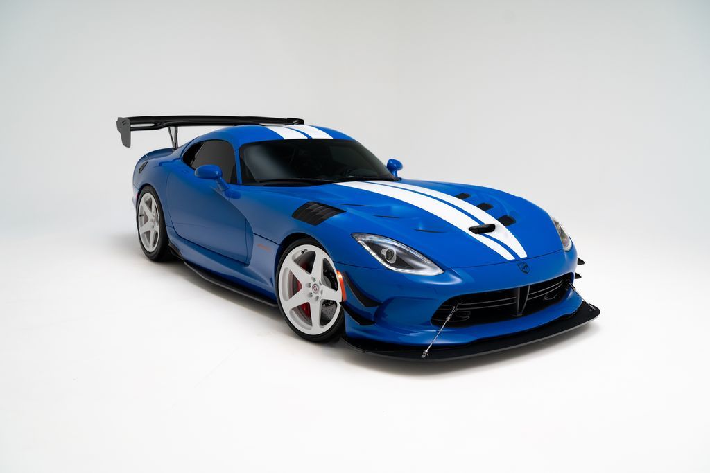Competition Blue Pearl Coat 2017 Dodge Viper ACR RWD Coupe Rear-Wheel Drive 6-Speed Manual