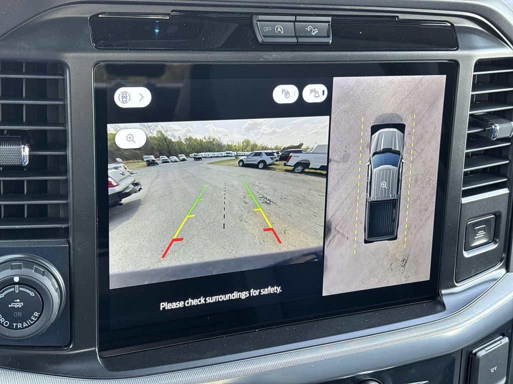 New 2026 Blue Ford Lariat image 24