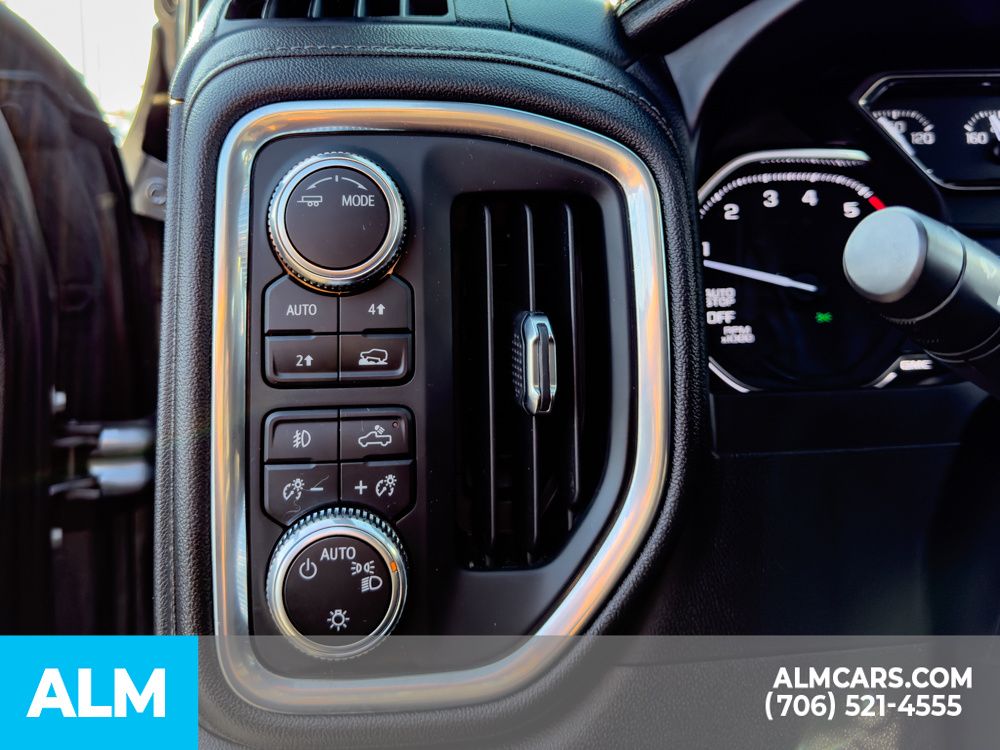 Used 2021  GMC Elevation image 17