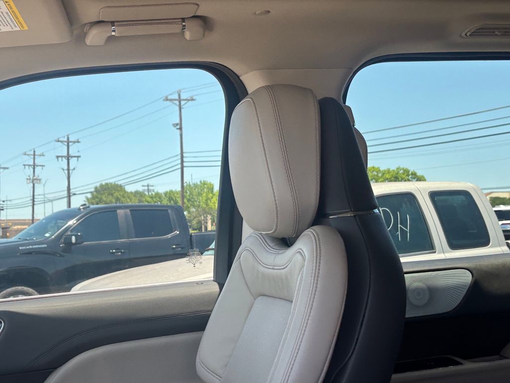 Used Car 2023 Lincoln Navigator  Reserve For Sale Under $70,000 In Austin, Texas