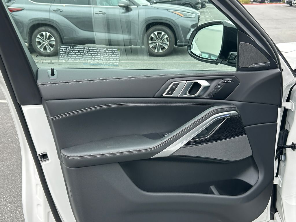 Thumbnail: 2026 BMW X6 - 11