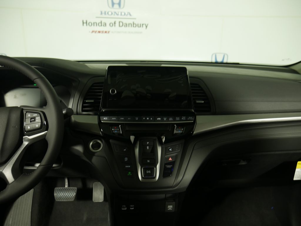 Thumbnail: 2026 Honda Odyssey - 11