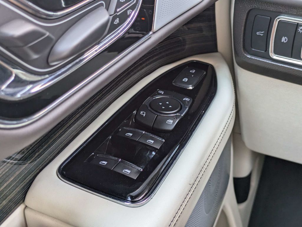 2024 Lincoln Navigator Black Label L