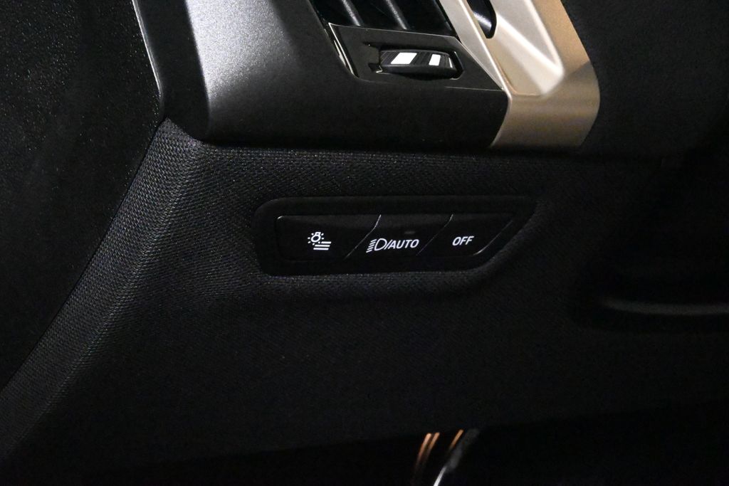 Thumbnail: 2026 BMW iX - 25