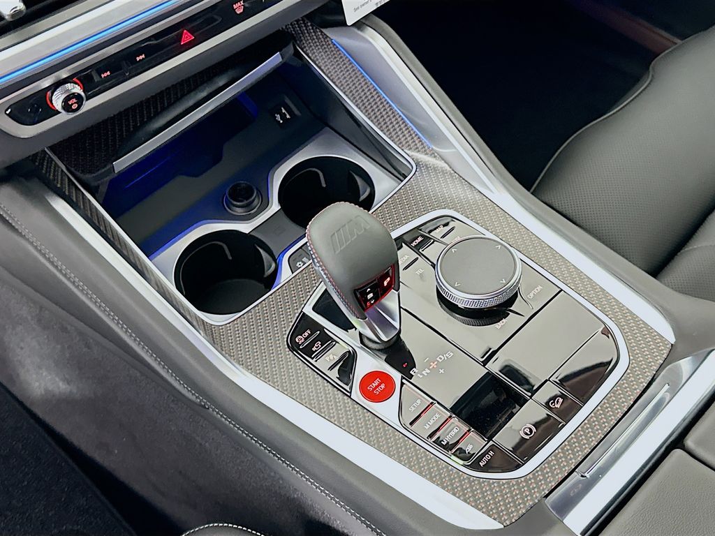 Thumbnail: 2026 BMW XM - 15