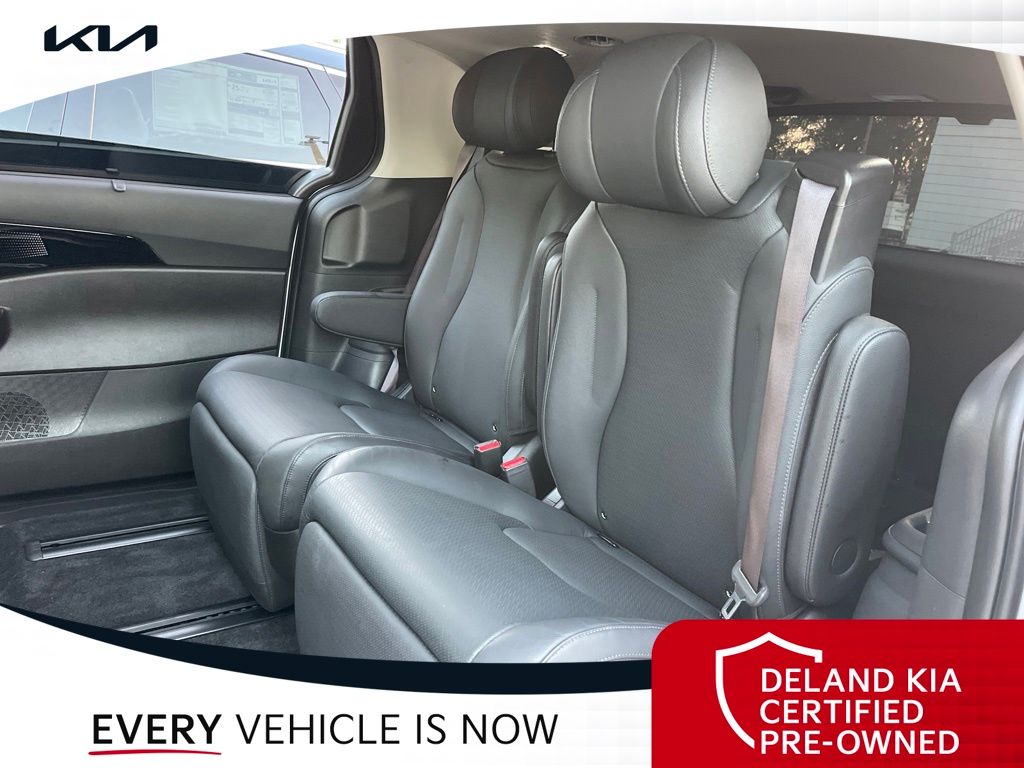 Used 2026 Kia Carnival Van