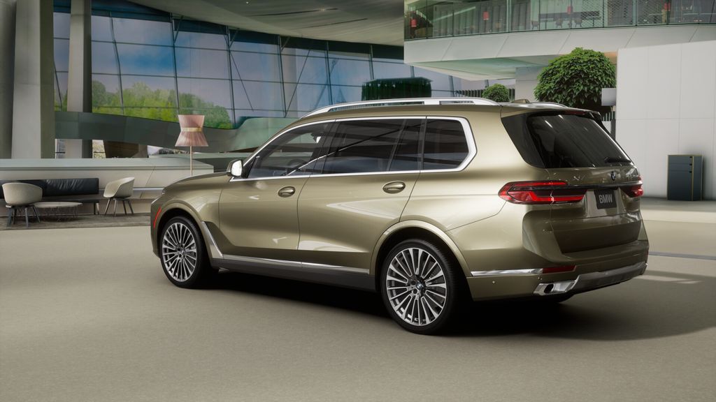 Thumbnail: 2026 BMW X7 - 30