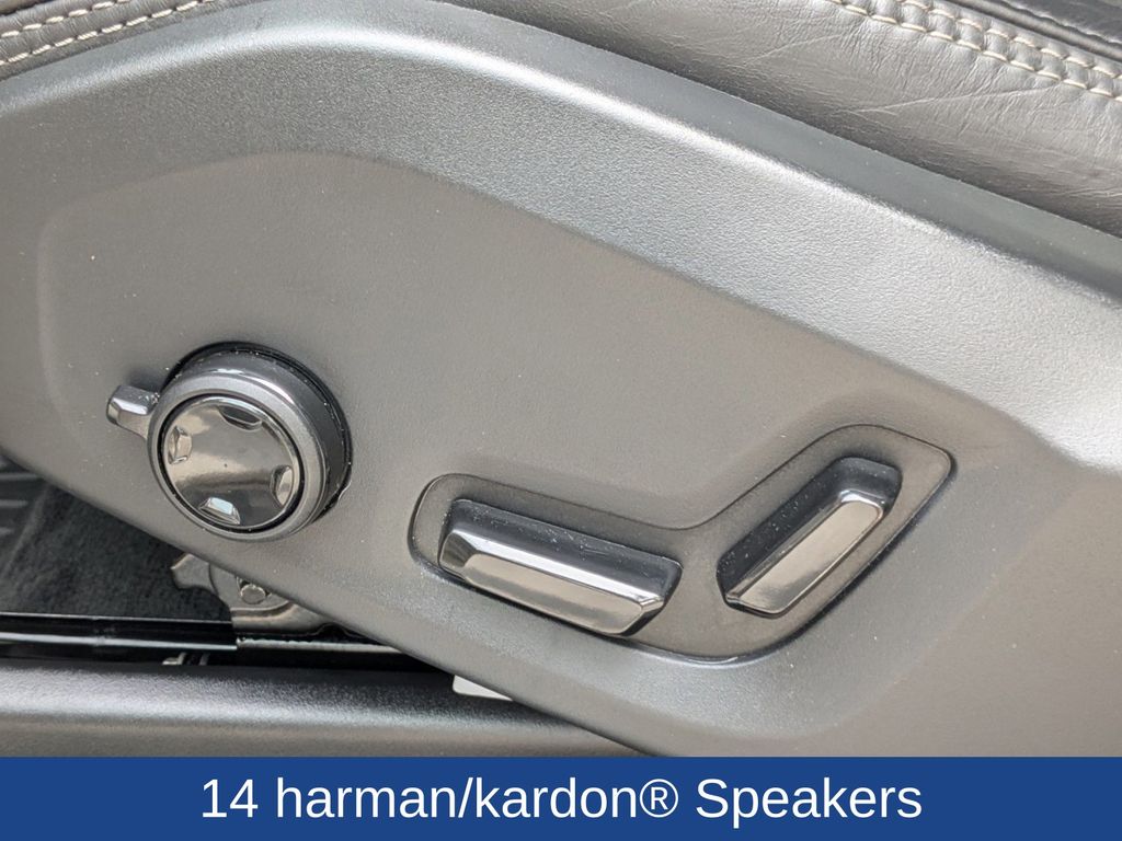 2023 Volvo XC90 B6 Ultimate 7-Seater