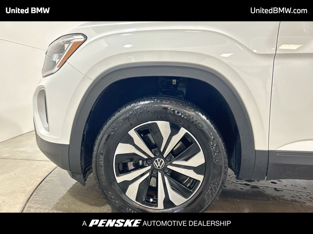Thumbnail: 2024 Volkswagen Atlas - 10