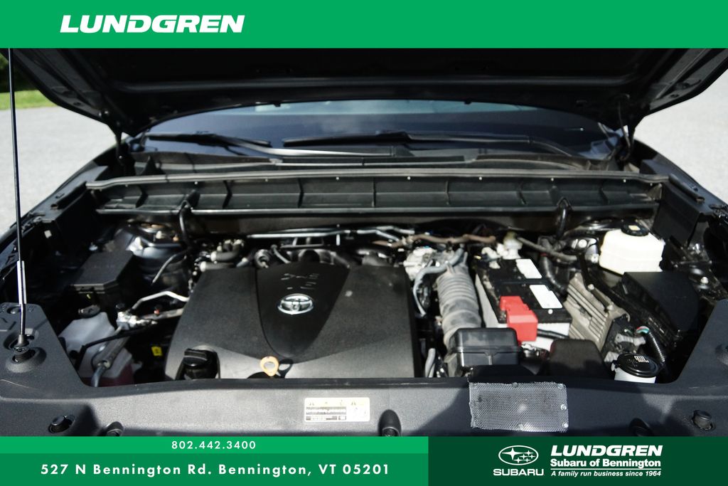 Used 2021 Toyota Highlander SUV
