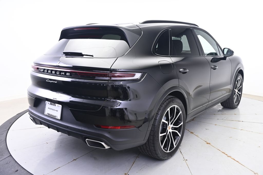 Thumbnail: 2025 Porsche Cayenne - 7