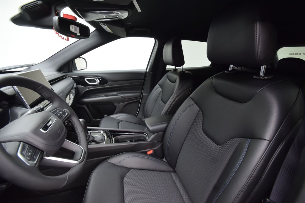 new 2026 Jeep Compass car, priced at $31,030