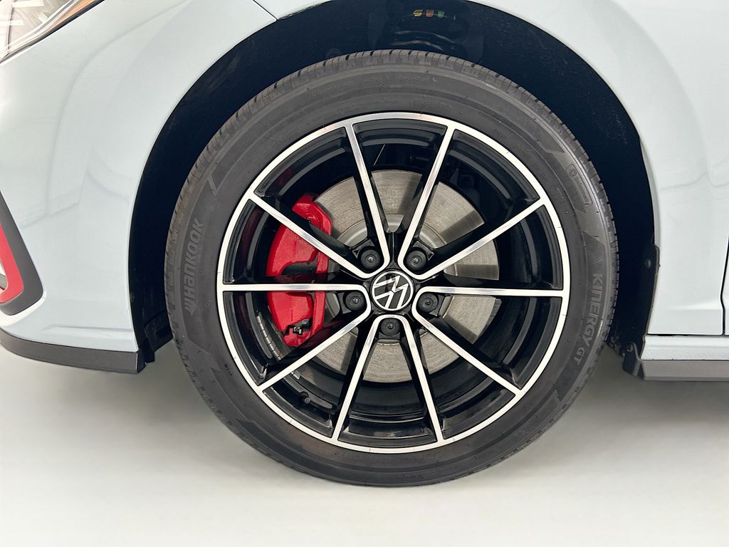 Thumbnail: 2026 Volkswagen Jetta - 28