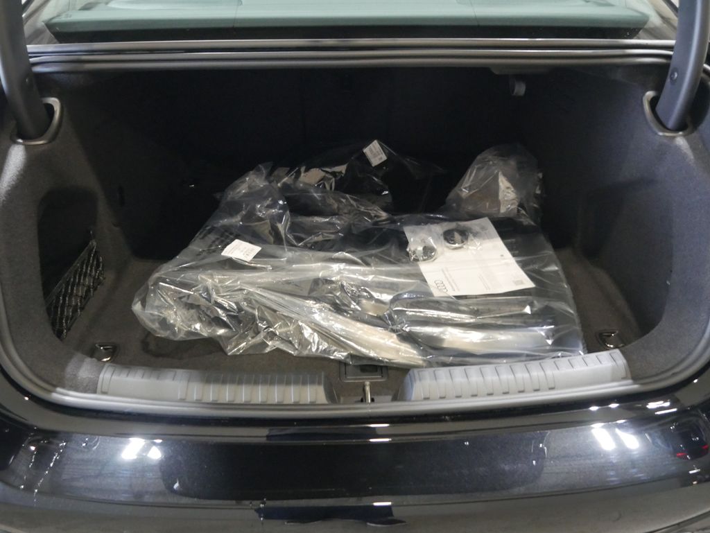 Thumbnail: 2026 Audi A6 - 20