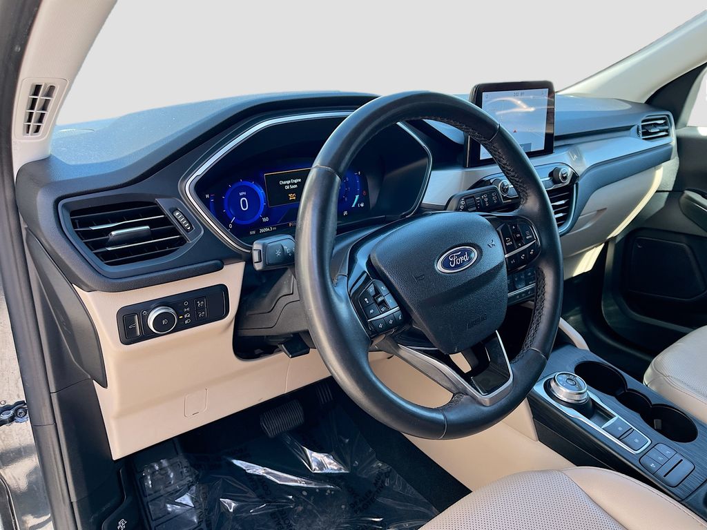 Used 2022 Blue Ford Titanium image 9