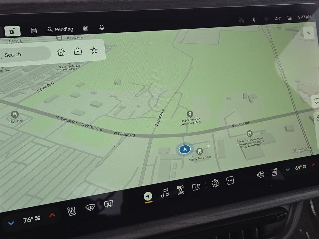 View vehicle photo 4