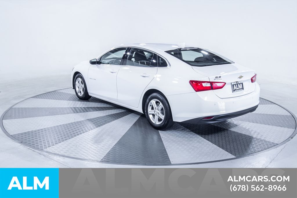 Used 2024 White Chevrolet LT image 7