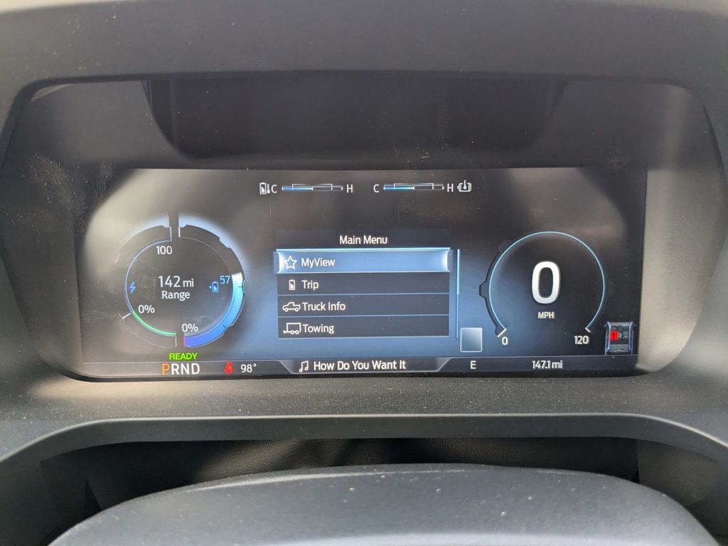 2025 Ford F-150 Lightning Platinum