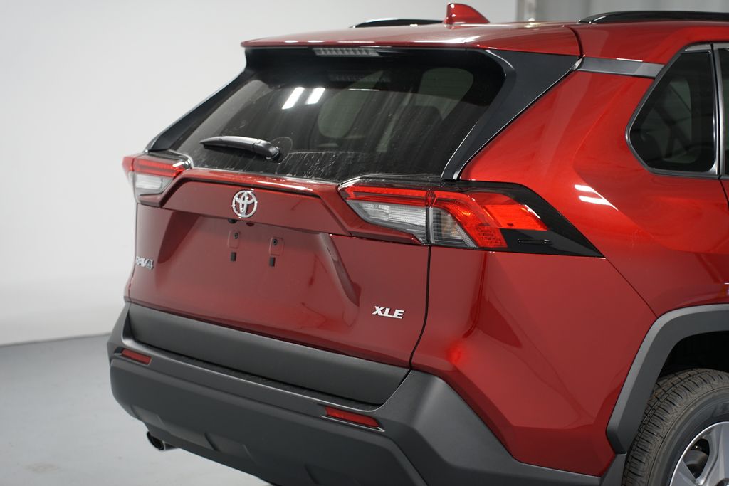 Thumbnail: 2025 Toyota RAV4 - 9
