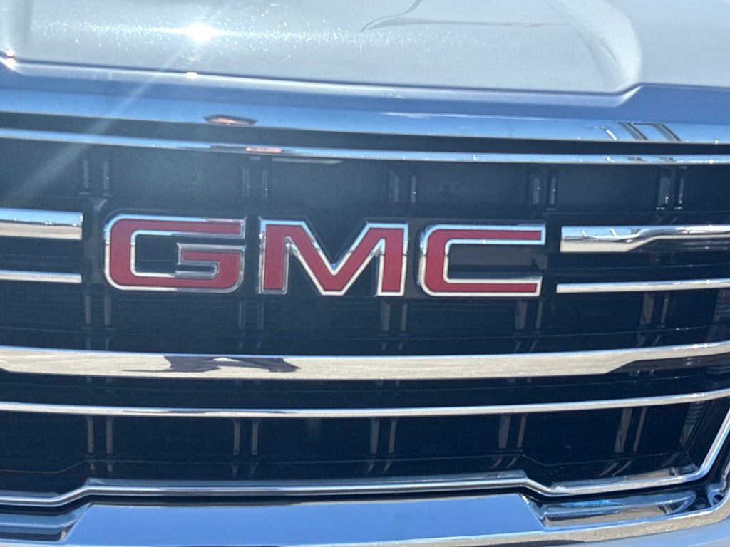 2024 GMC Yukon SLT White at Classic Elite Chevrolet Hwy 6