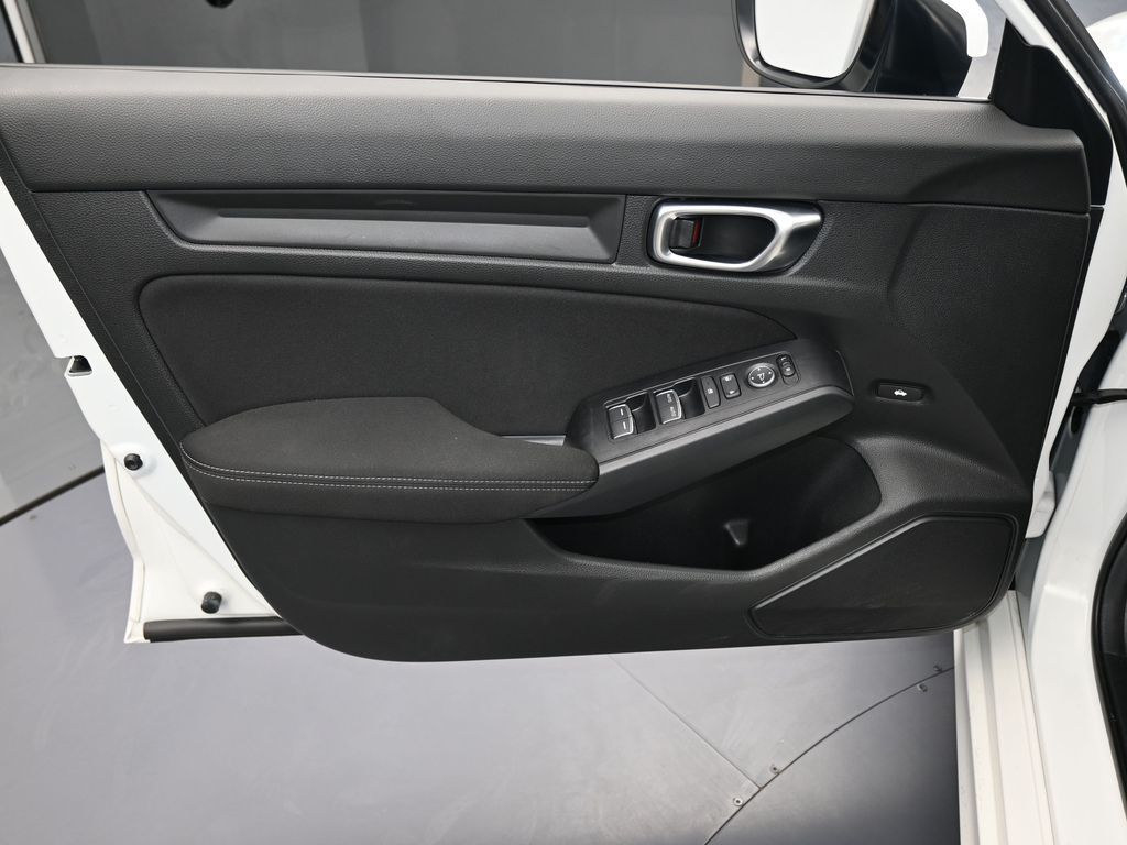 Used 2025 Platinum White Pearl Honda LX image 12