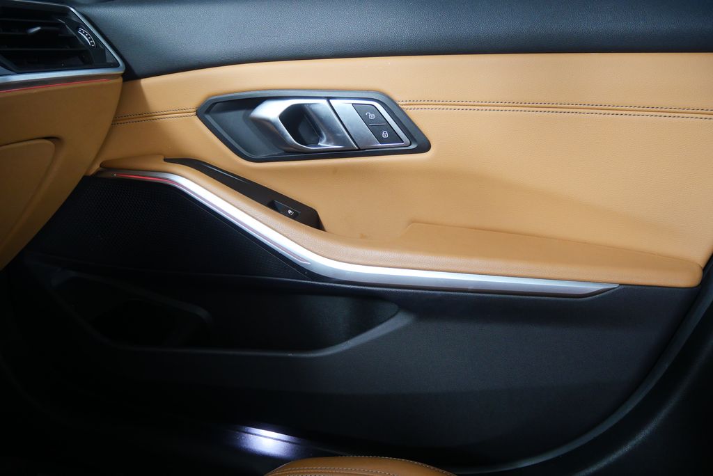2020 BMW 3 Series 330i xDrive 28