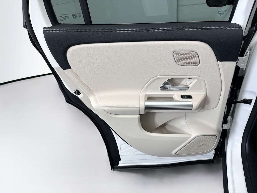 Thumbnail: 2026 Mercedes-Benz GLA - 24