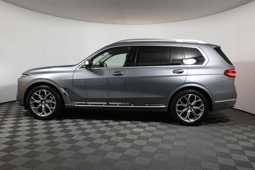 Thumbnail: 2024 BMW X7 - 2