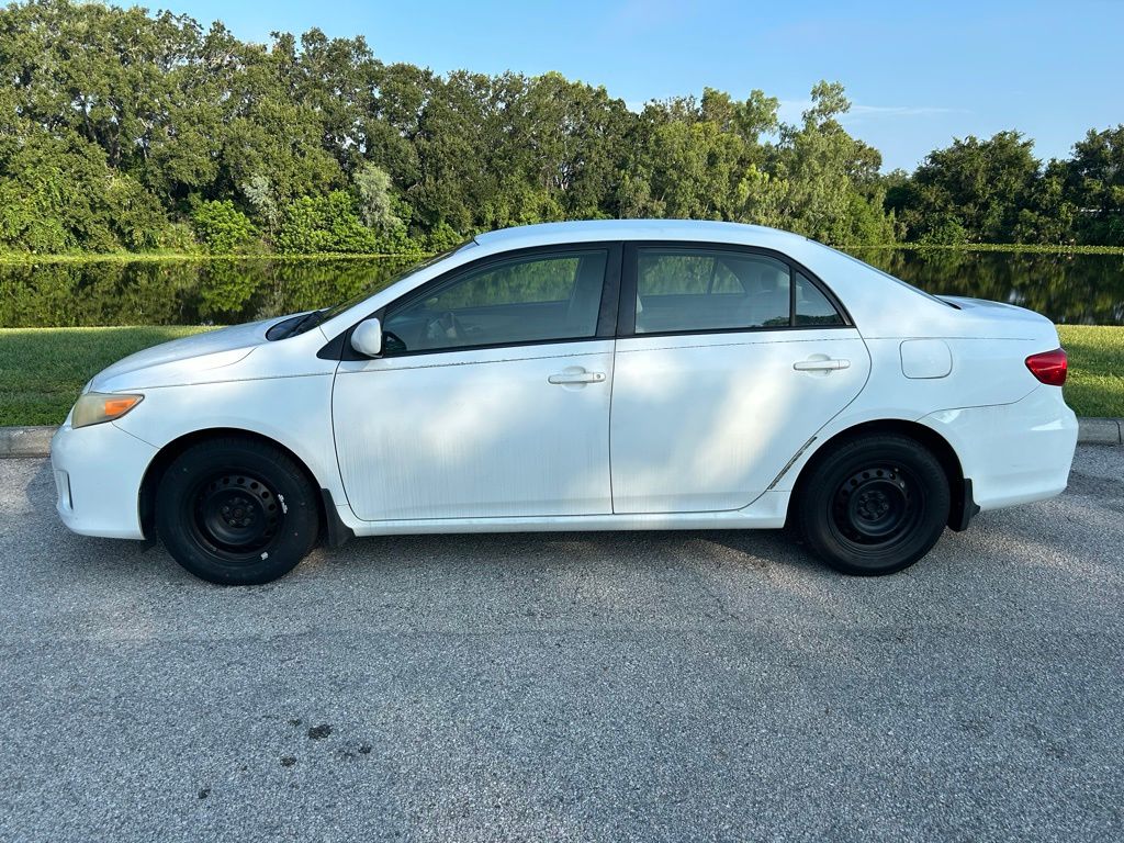 Thumbnail: 2011 Toyota Corolla - 2