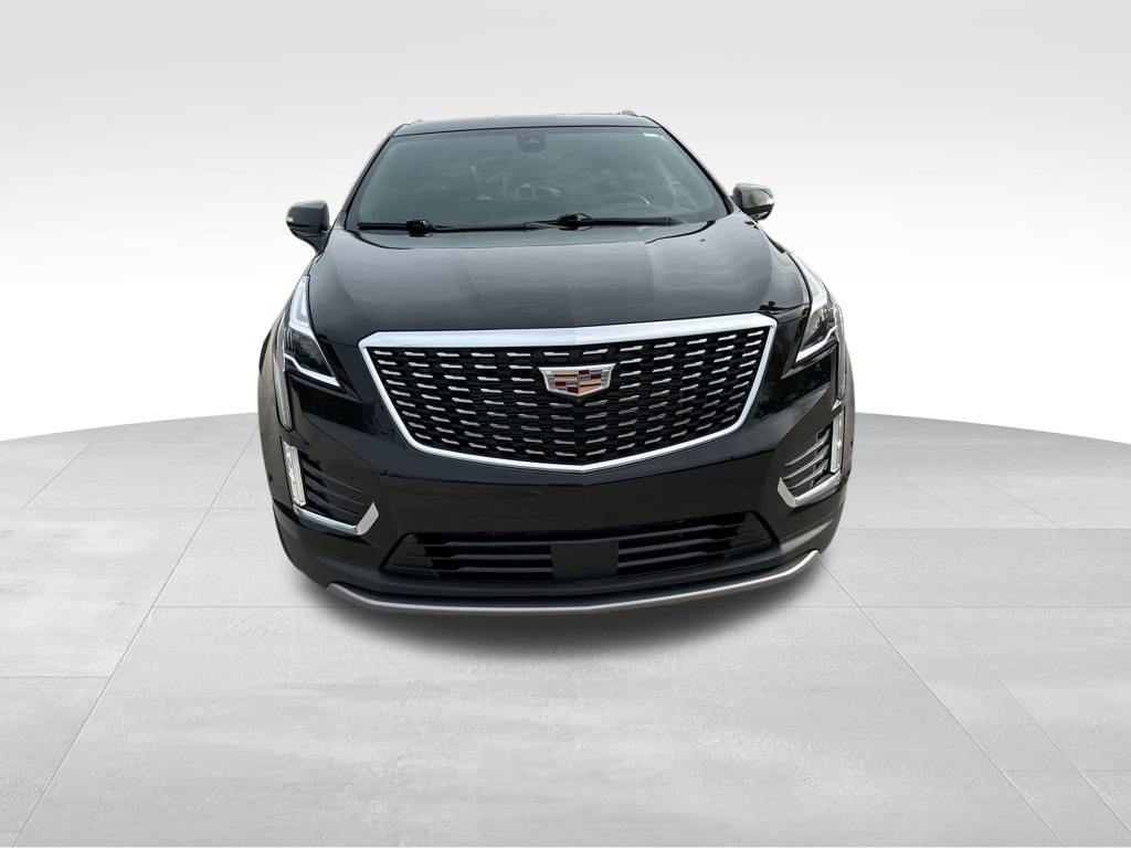 2021 Cadillac XT5 Premium Luxury 2