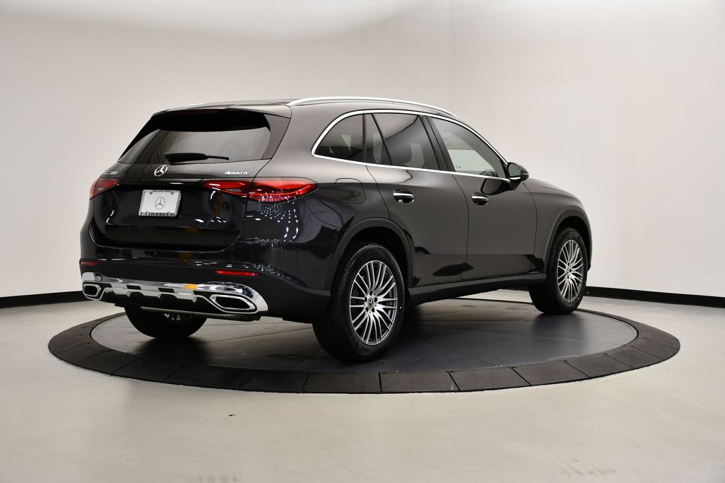 2025 Mercedes-Benz GLC 300 5