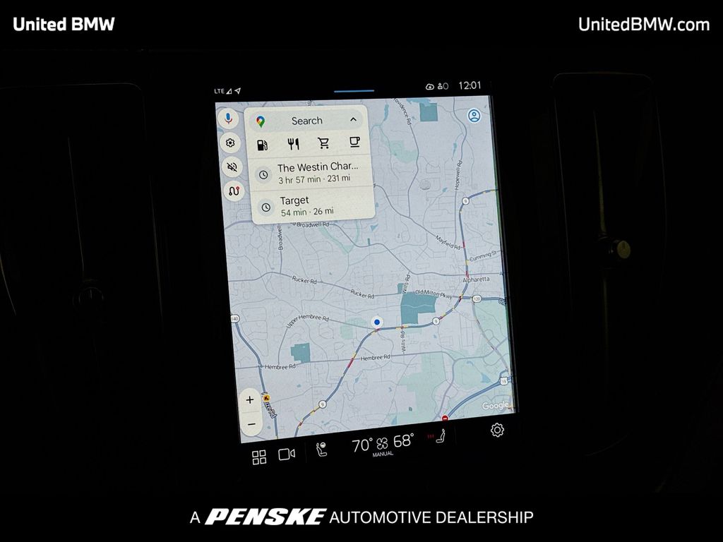 Thumbnail: 2025 Volvo XC60 - 10