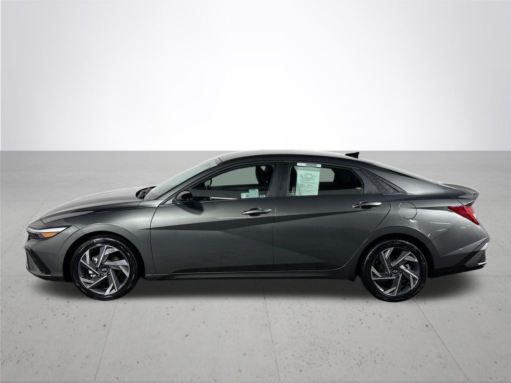 2025 Hyundai Elantra Hybrid SEL Sport