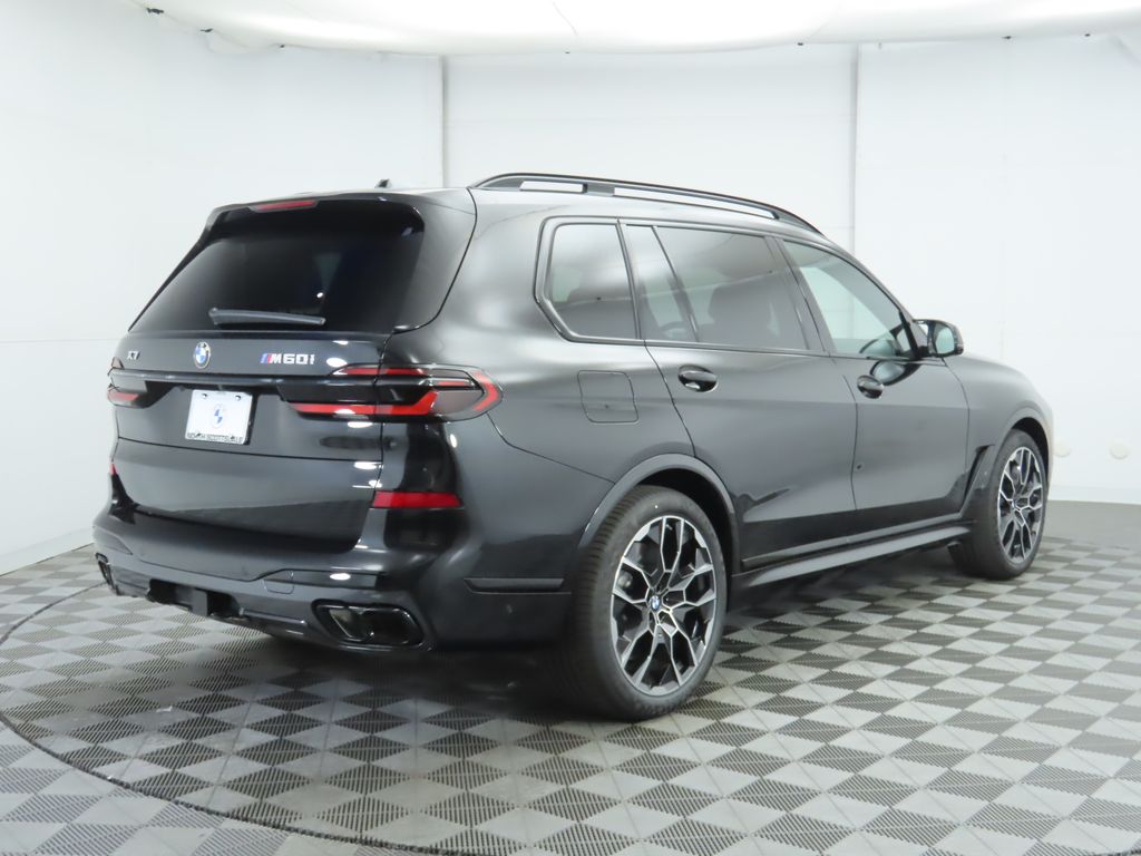 2025 BMW X7 M60i 5