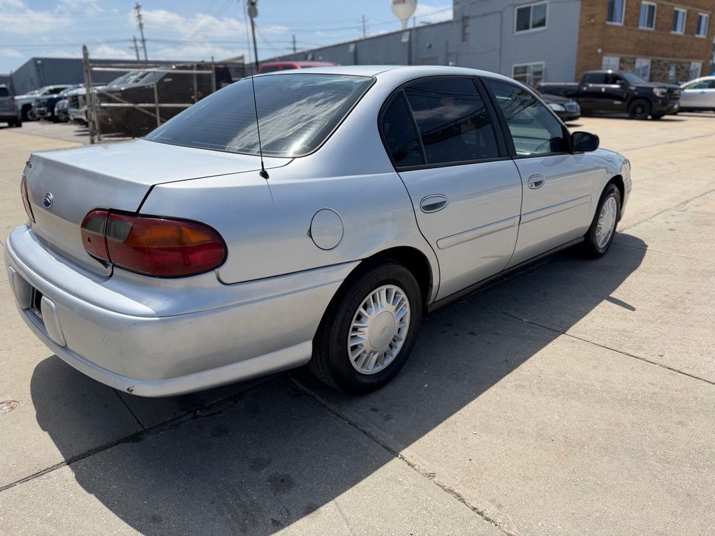 2003 Chevrolet Malibu Base - Image 5