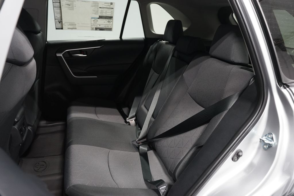 Thumbnail: 2025 Toyota RAV4 - 29