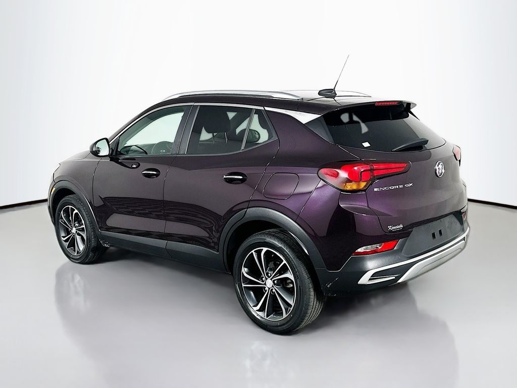 Used 2020 Black Buick Select image 5