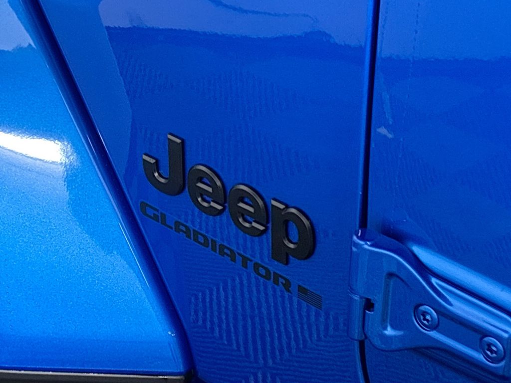 2026 Jeep Gladiator Willys