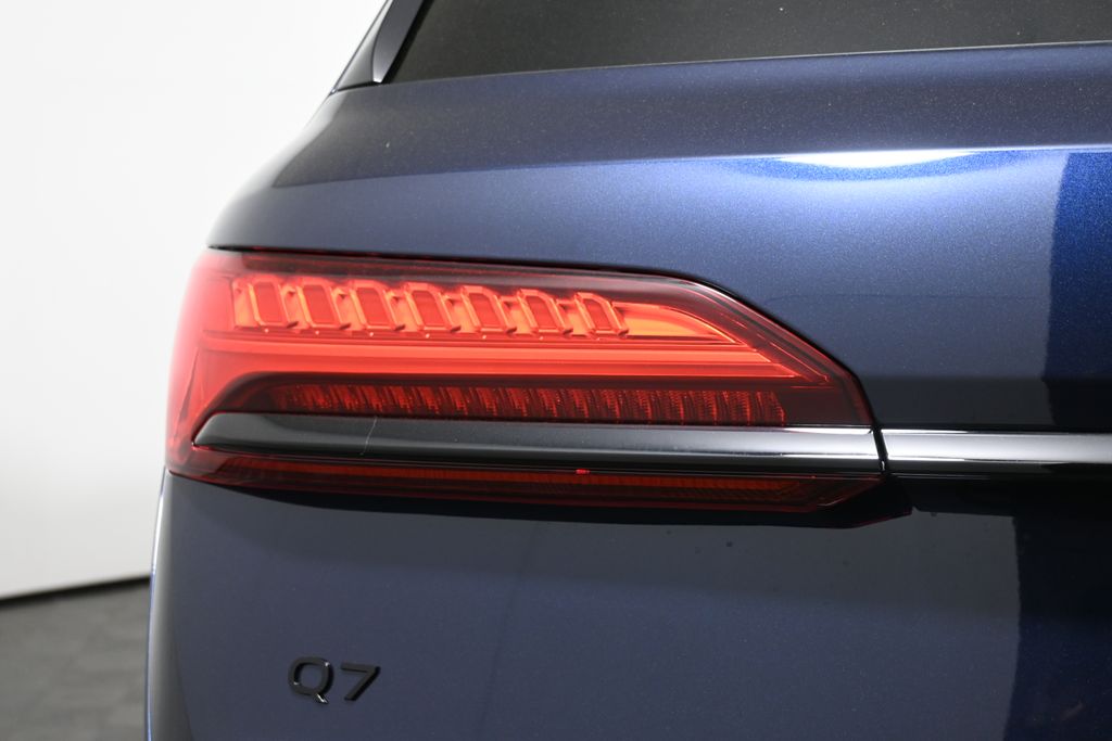 2025 Audi Q7  12